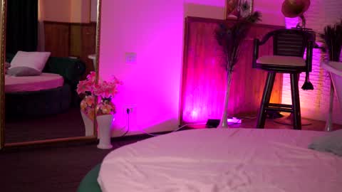 Snapshot of jenna_day chatting on 12, 2, 2025 jenna_day online show from 12, 2, 2025