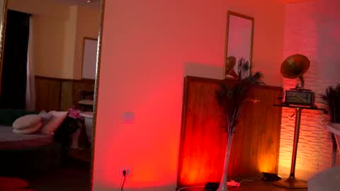 Snapshot of jenna_day chatting on 16, 2, 2025 jenna_day online show from 16, 2, 2025