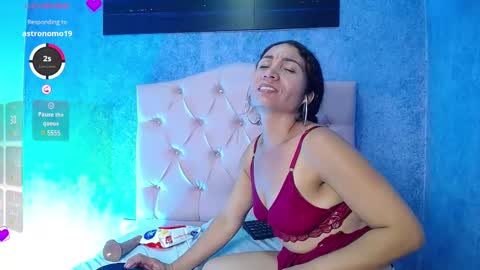 Valentina online show from 4, 3, 2025