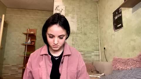 Mia online show from 1, 2, 2026