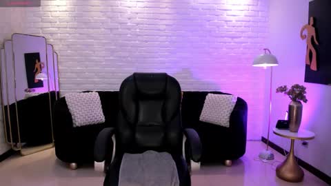 Jenna Olson  online show from 7, 2, 2026