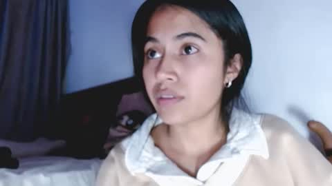 Snapshot of jenner_lena chatting on 2, 4, 2026 jenner_lena online show from 2, 4, 2026