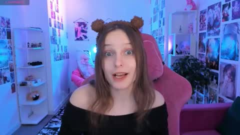 jenniferkiim online show from 20, 3, 2026