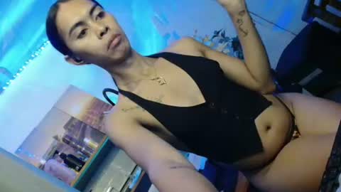 PRETTY JENNY online show from 20, 3, 2026