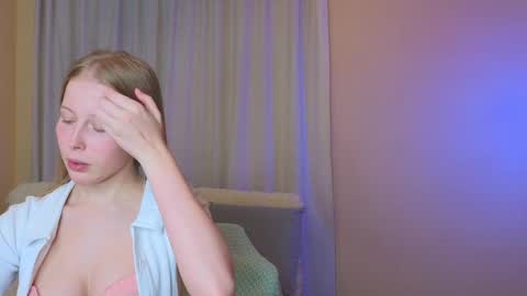 Snapshot of jenny_angelok chatting on 25, 1, 2025 Next broadcast on December 05 subject to change online show from 25, 1, 2025