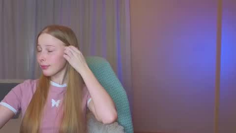 Snapshot of jenny_angelok chatting on 5, 2, 2025 Next broadcast on December 05 subject to change online show from 5, 2, 2025