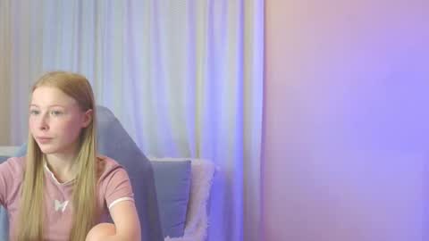 Snapshot of jenny_angelok chatting on 11, 9, 2025 Next broadcast on December 05 subject to change online show from 11, 9, 2025