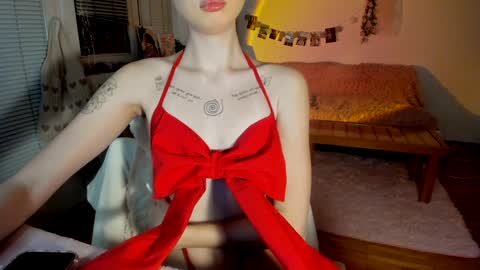 Jennifer Jenny Darling   online show from 15, 12, 2024