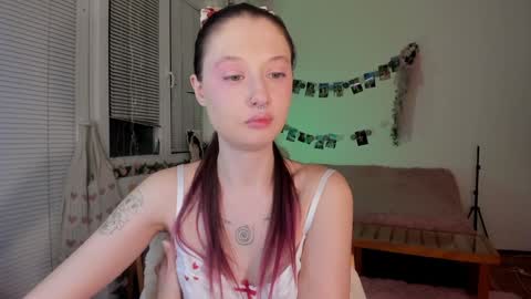 Jennifer Jenny Darling   online show from 10, 1, 2025