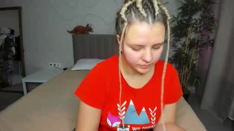 Snapshot of jenny_jimmy chatting on 24, 10, 2025 Jenny online show from 24, 10, 2025