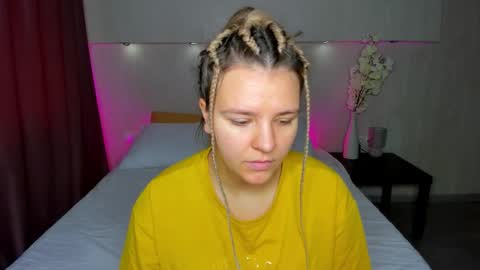 Snapshot of jenny_jimmy chatting on 26, 10, 2025 Jenny online show from 26, 10, 2025