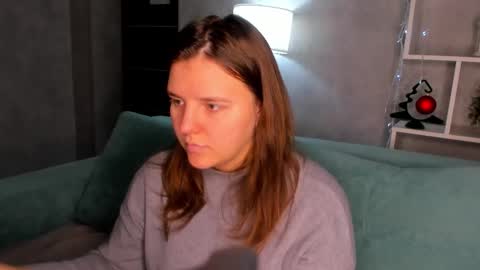 Snapshot of jenny_jimmy chatting on 3, 12, 2025 Jenny online show from 3, 12, 2025