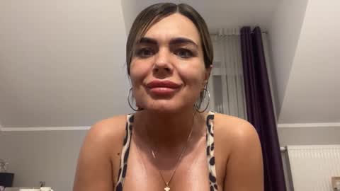 Jenny online show from 8, 2, 2025