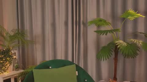 jennyfer_me online show from 10, 2, 2026