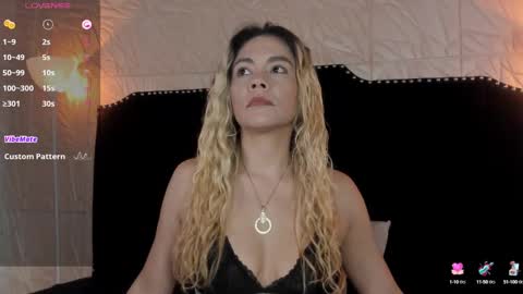 Snapshot of jennyrouse chatting on 8, 10, 2025 Jenny online show from 8, 10, 2025