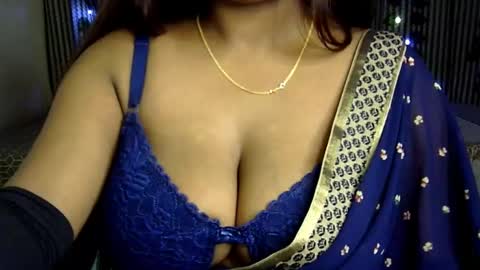 Snapshot of jennysinghaniya chatting on 10, 12, 2024 jenny online show from 10, 12, 2024