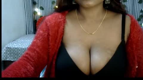 Snapshot of jennysinghaniya chatting on 4, 2, 2025 jenny online show from 4, 2, 2025