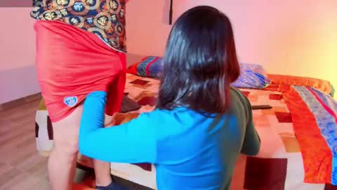 Jeremmyandstacy online show from 9, 11, 2025