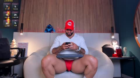 Snapshot of jeremy_harden chatting on 20, 12, 2024 Jeremy online show from 20, 12, 2024