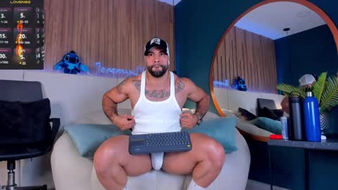 Snapshot of jeremy_harden chatting on 10, 1, 2025 Jeremy online show from 10, 1, 2025