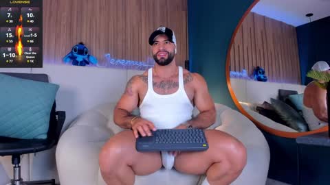 Snapshot of jeremy_harden chatting on 11, 1, 2025 Jeremy online show from 11, 1, 2025