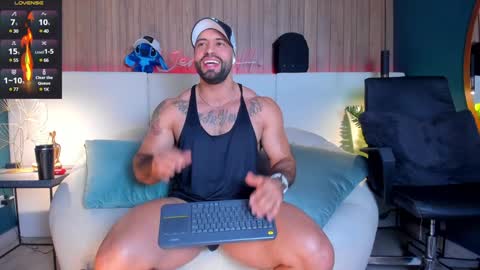 Snapshot of jeremy_harden chatting on 2, 2, 2025 Jeremy online show from 2, 2, 2025