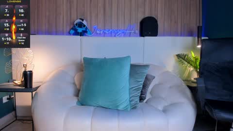 Snapshot of jeremy_harden chatting on 6, 2, 2025 Jeremy online show from 6, 2, 2025