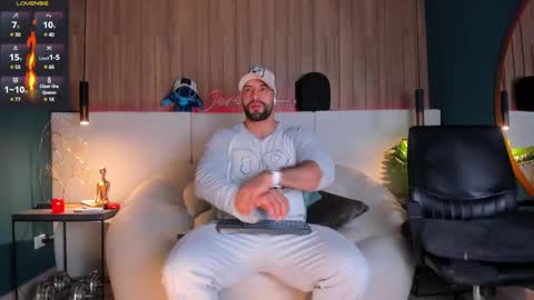 Snapshot of jeremy_harden chatting on 22, 2, 2025 Jeremy online show from 22, 2, 2025