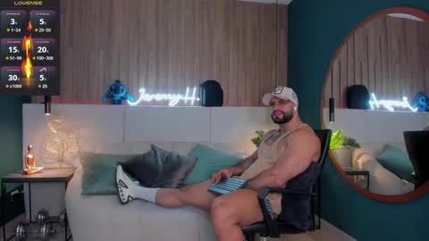 Snapshot of jeremy_harden chatting on 4, 3, 2025 Jeremy online show from 4, 3, 2025