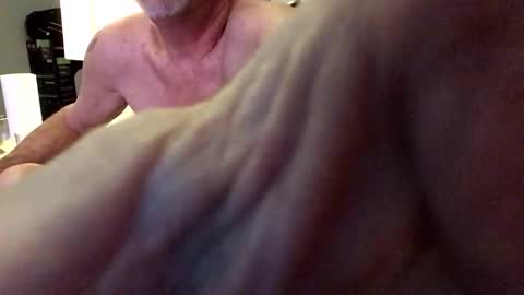 Snapshot of jerkinoff00 chatting on 11, 1, 2025 jerkinoff00 online show from 11, 1, 2025