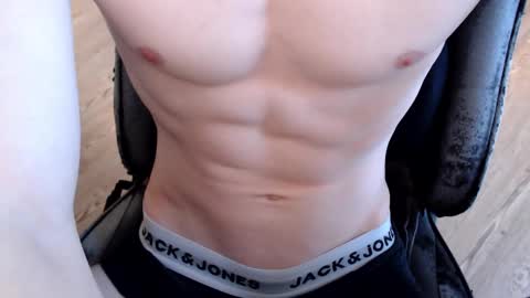 Snapshot of jerkoffboy99 chatting on 28, 2, 2025 jerkoffboy99 online show from 28, 2, 2025