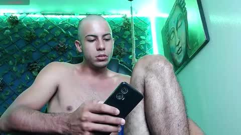 Snapshot of jerry_cock chatting on 19, 10, 2025 jerry_cock online show from 19, 10, 2025