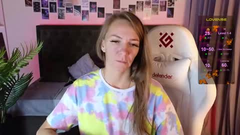 Snapshot of jesica_moon_peachy chatting on 4, 10, 2025 jesica_moon_peachy online show from 4, 10, 2025