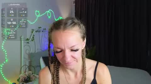 Snapshot of jesica_moon_peachy chatting on 16, 10, 2025 jesica_moon_peachy online show from 16, 10, 2025