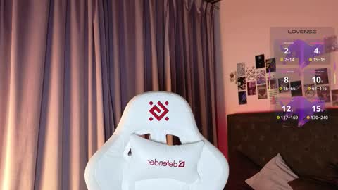 Snapshot of jesica_moon_peachy chatting on 7, 11, 2025 jesica_moon_peachy online show from 7, 11, 2025