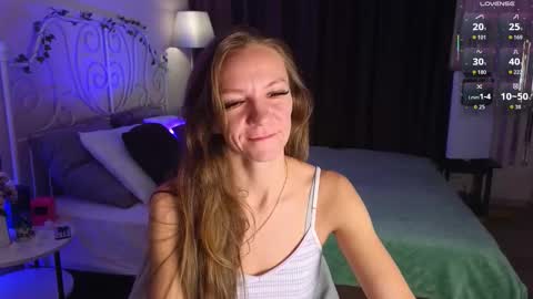 jesica_moon_peachy online show from 18, 12, 2025