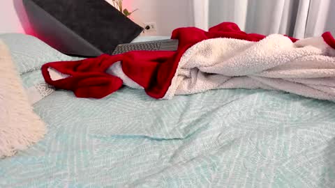 Snapshot of jess1ca_herrera chatting on 10, 2, 2025 jessica herreraToday I will be your devil and you my victim online show from 10, 2, 2025