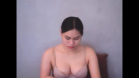 Snapshot of jessa_21 chatting on 4, 12, 2024 jessa_21 online show from 4, 12, 2024