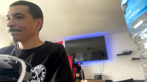 Hungjessy online show from 7, 1, 2025