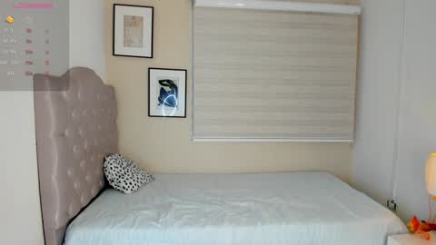 Snapshot of jessi_powel chatting on 22, 1, 2025 Jess online show from 22, 1, 2025