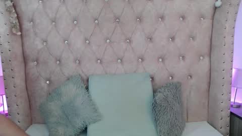 Jessica  online show from 16, 10, 2025