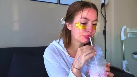 Jessy online show from 2, 12, 2025