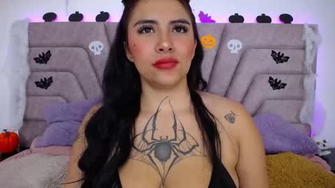 Jessica Kraft online show from 22, 10, 2025