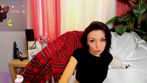 Snapshot of jessica_tiny chatting on 5, 3, 2025 Jessica online show from 5, 3, 2025