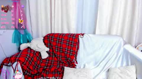 Snapshot of jessica_tiny chatting on 31, 10, 2025 Jessica online show from 31, 10, 2025