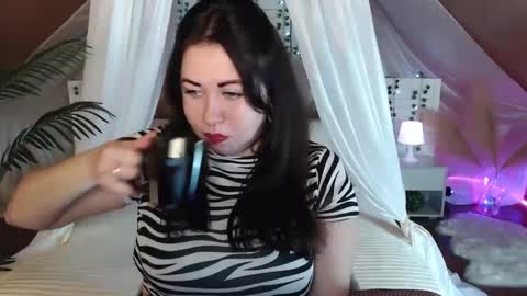 Snapshot of jessicaevanse chatting on 22, 11, 2025 jessicaevanse online show from 22, 11, 2025