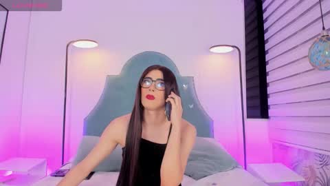 Snapshot of jessicameron chatting on 24, 2, 2026 JESSI AND NAOMI online show from 24, 2, 2026