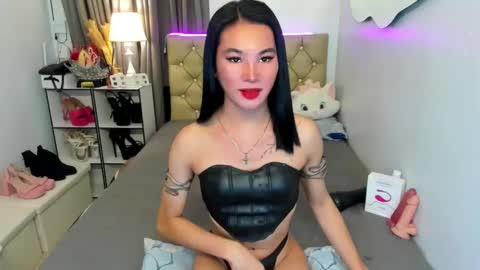 Your naughty Jessie online show from 8, 1, 2025