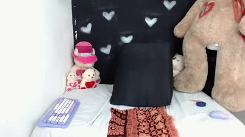 Jessie Big Boobs online show from 3, 12, 2025