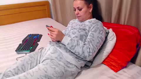 Snapshot of jessiestar3 chatting on 14, 2, 2026 jessiestar3 online show from 14, 2, 2026